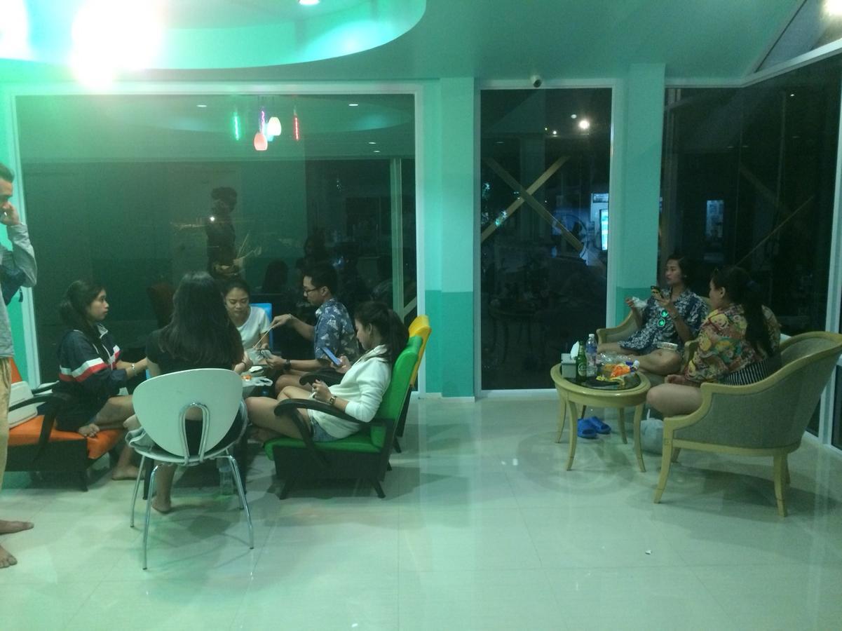 D.Samui Hostel Chaweng Beach Exteriör bild